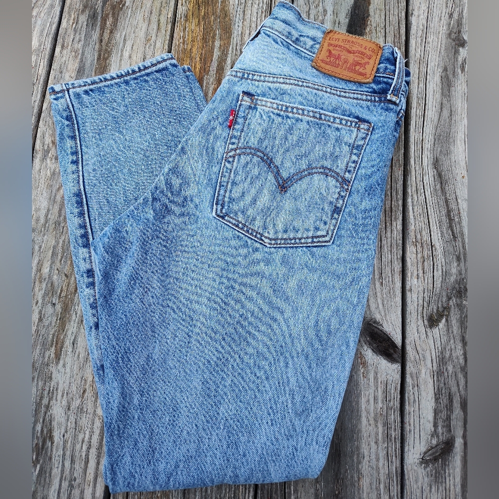 Levi's wedgie fit cropped Jeans